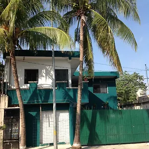 Habitación en casa particular Ya'ax Nah, Playa del Carmen